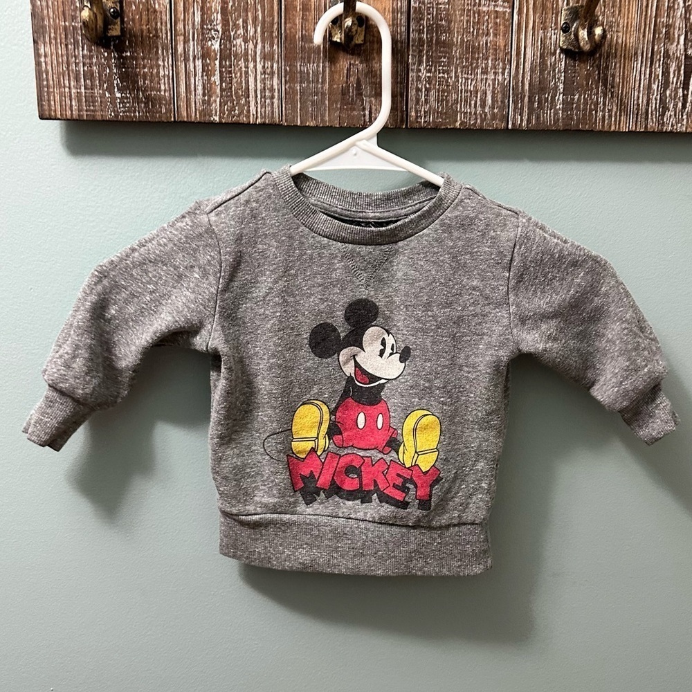 Disney Mickey Mouse Sweatshirt Pullover Size 12 months unisex Gary